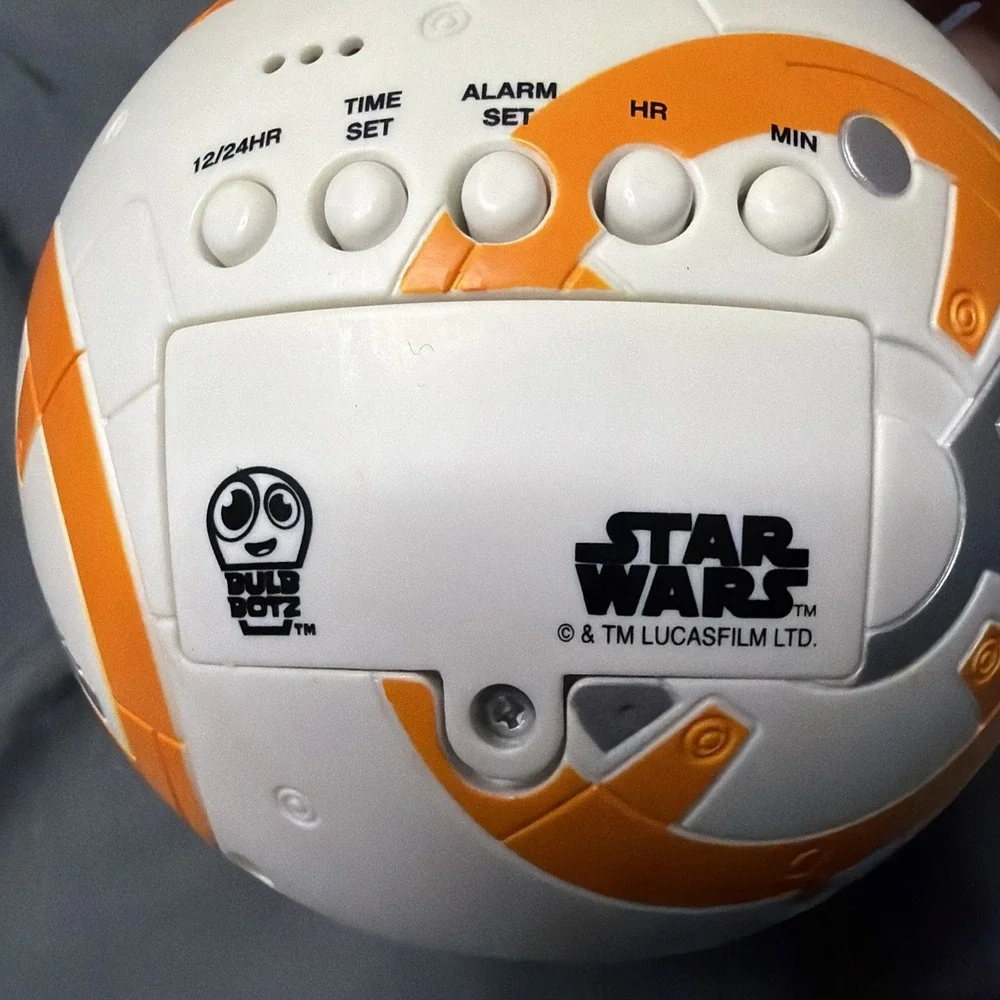 Bulb Botz Star Wars BB-8 Light-Up Alarm Clock Works
